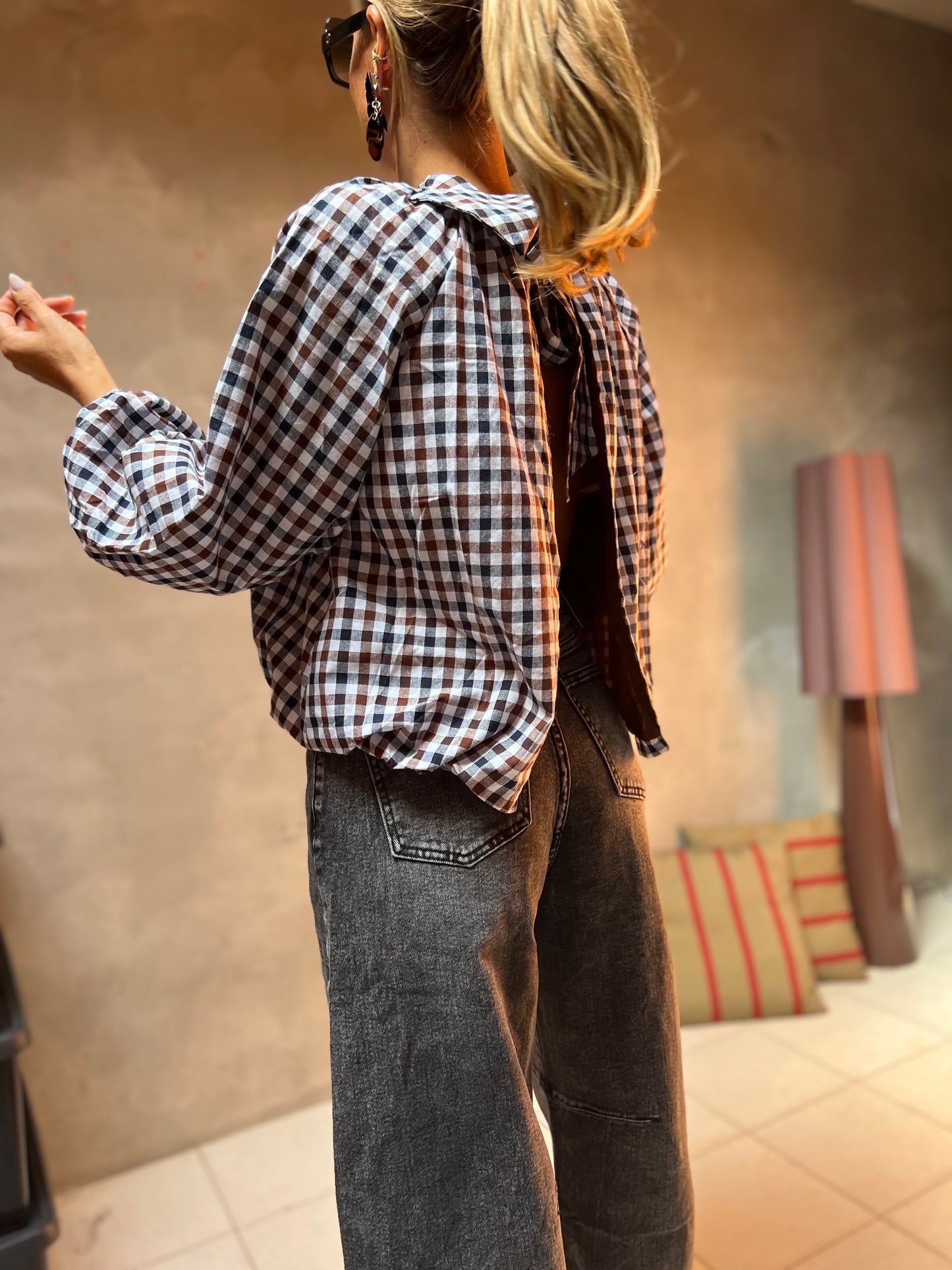 LUZ BLOUSE OPEN BACK