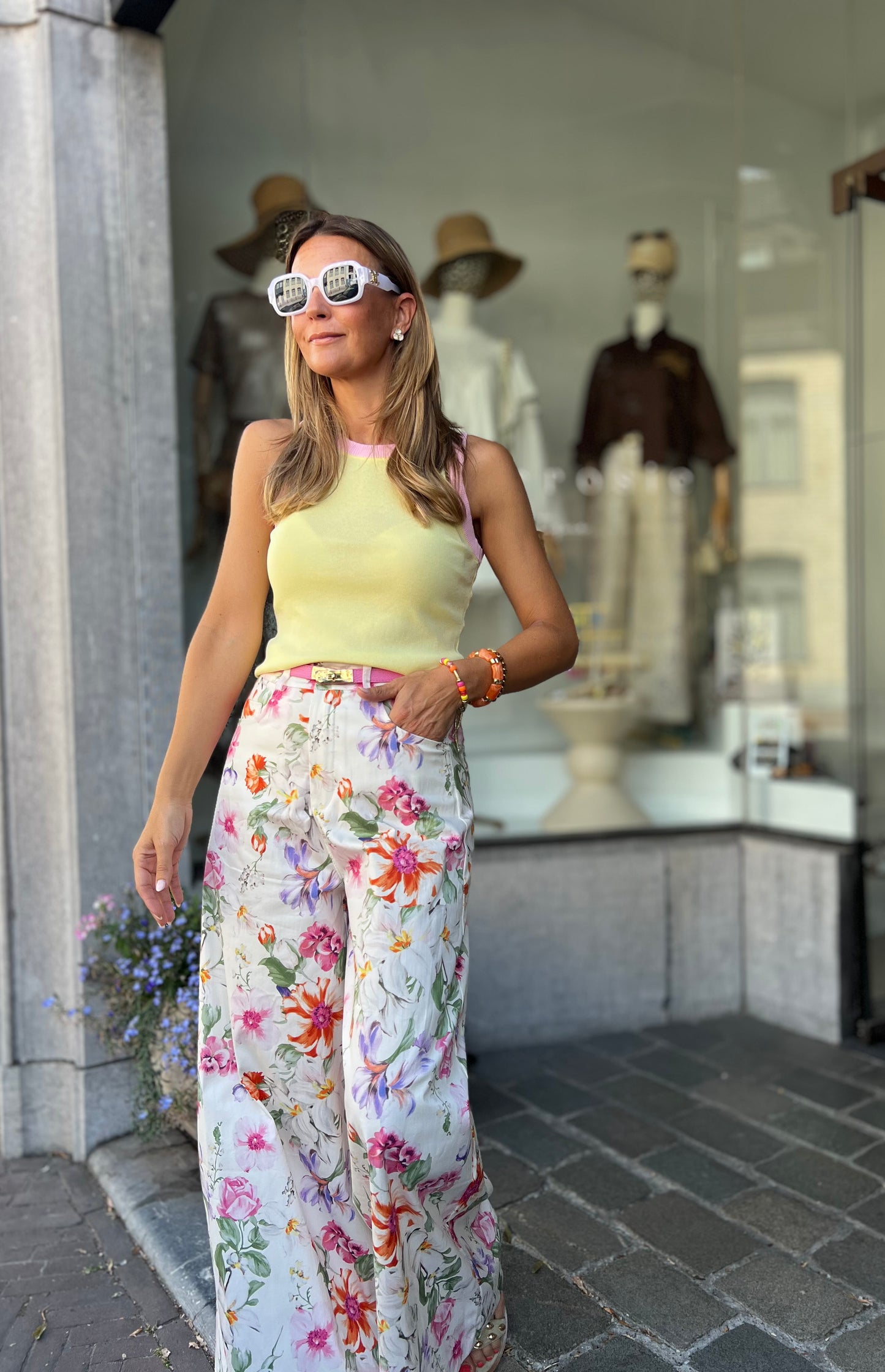 FLORAL PANTS