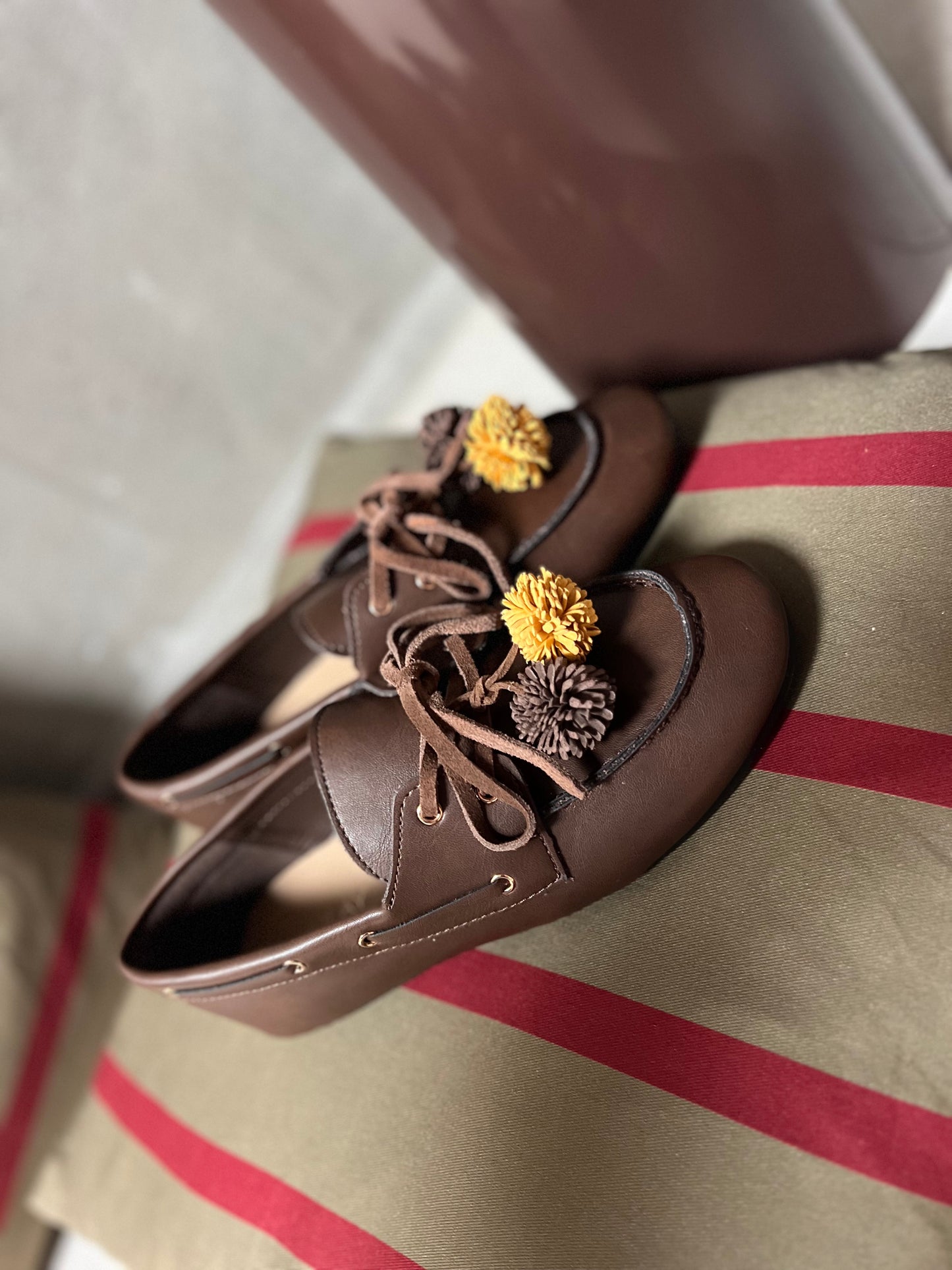 MOCASSIN BROWN