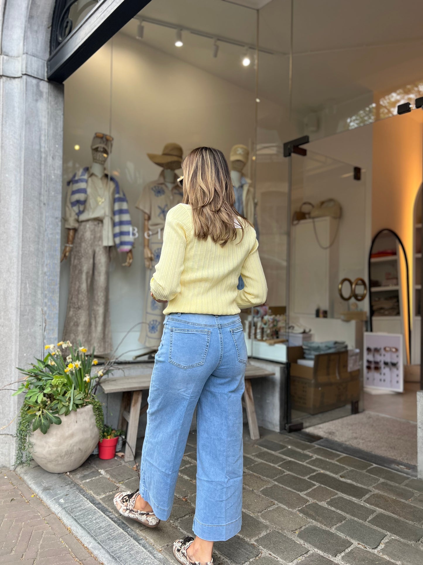 GIO JEANS