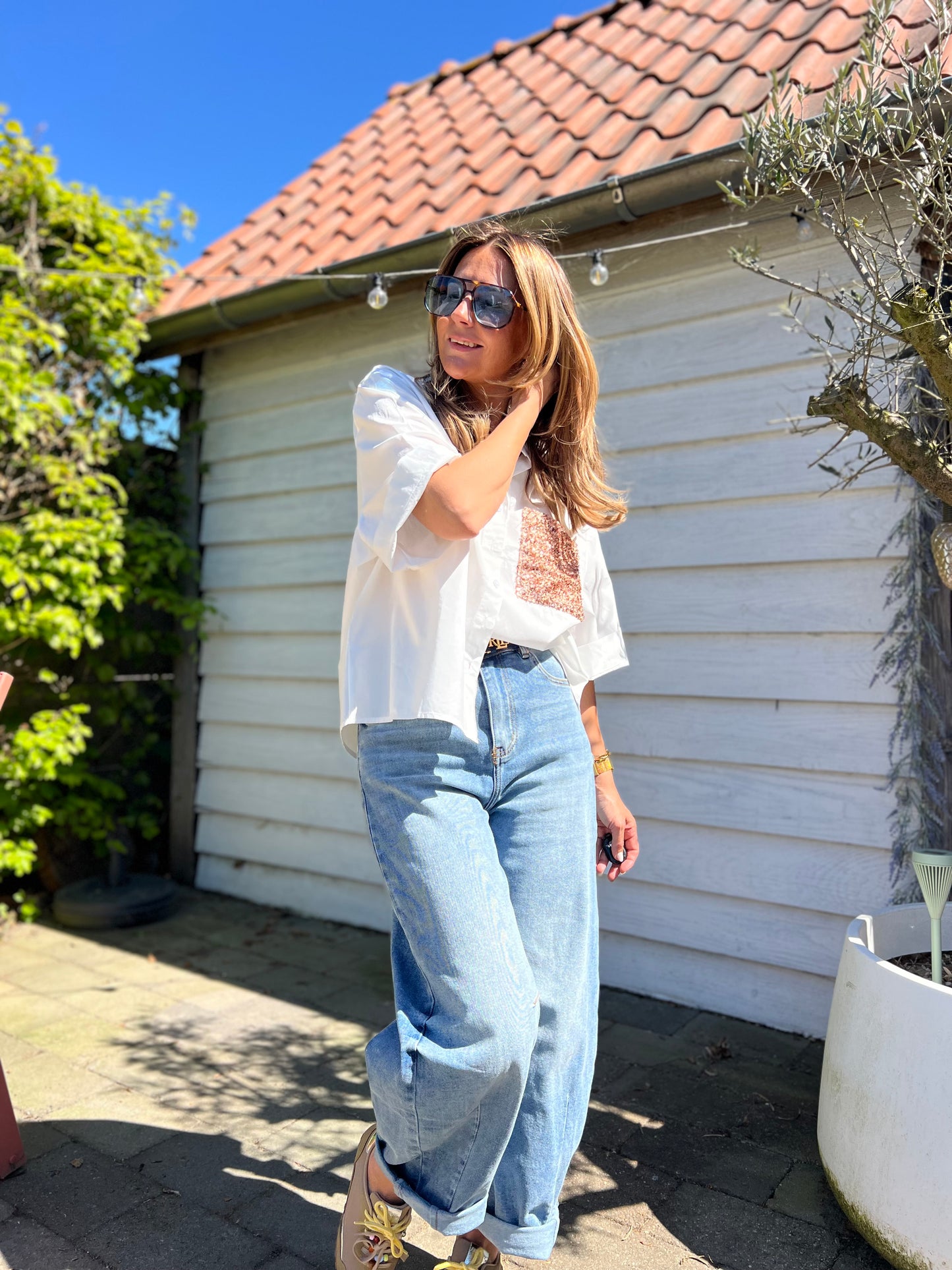 WHITE SEQUIN GOLD BLOUSE