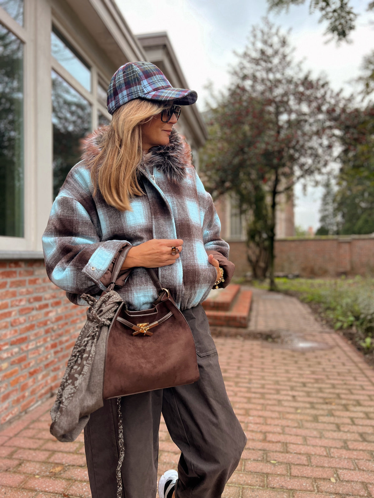 VICTORIA BLOCKED JACKET