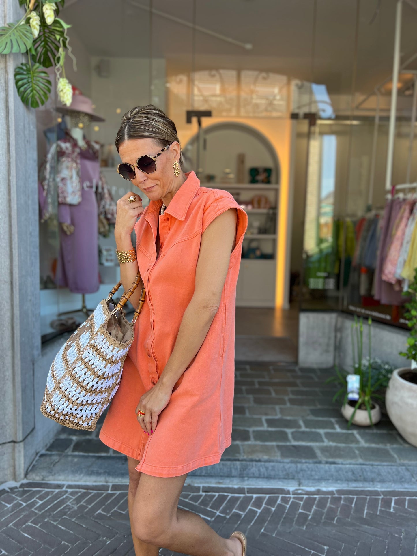 CHARMING SHOPPER pre-order