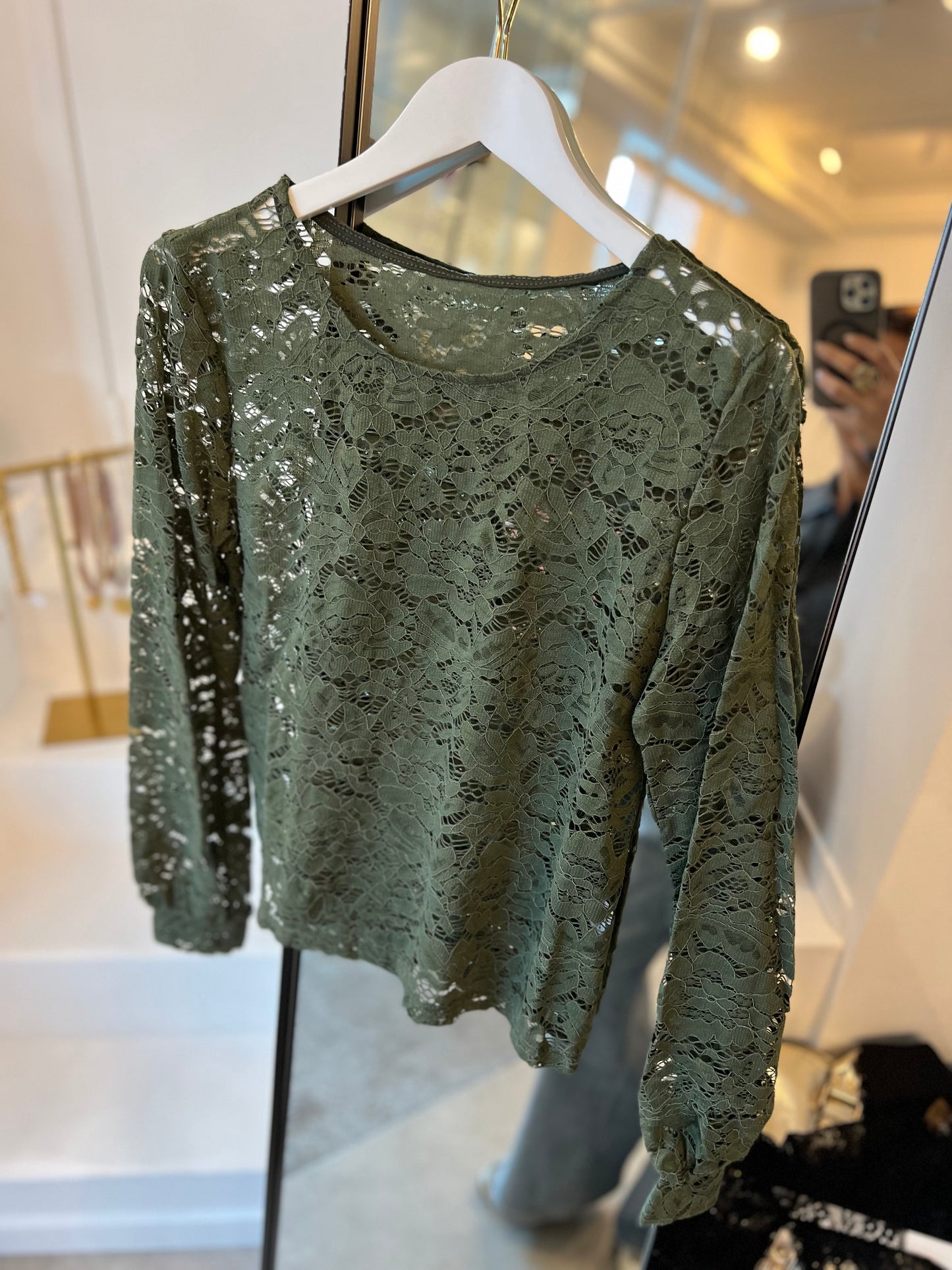 LACE TOP