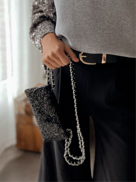 INSPIRED CLUTCH BLACK