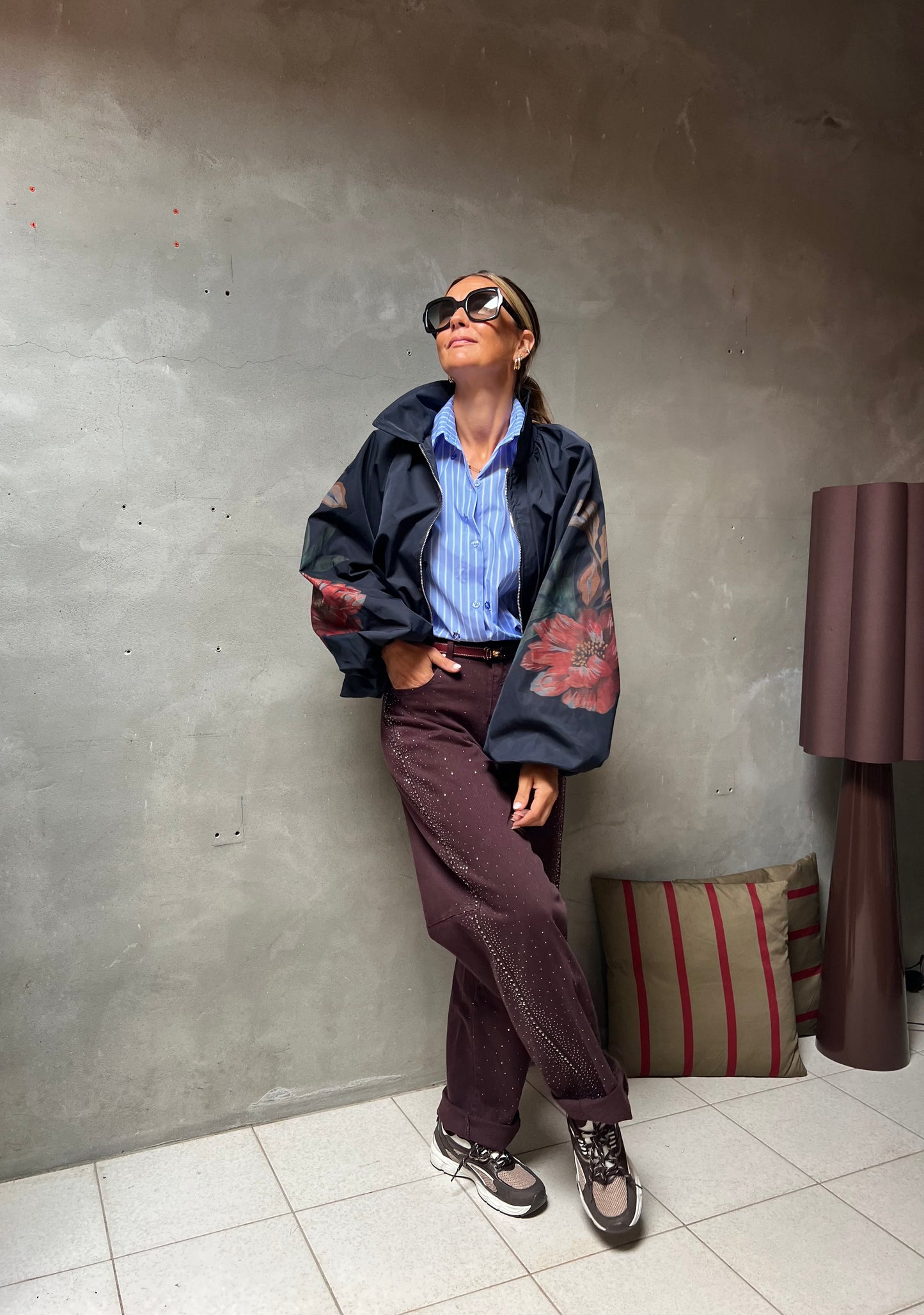 LEONIE BOMBER NAVY FLORAL