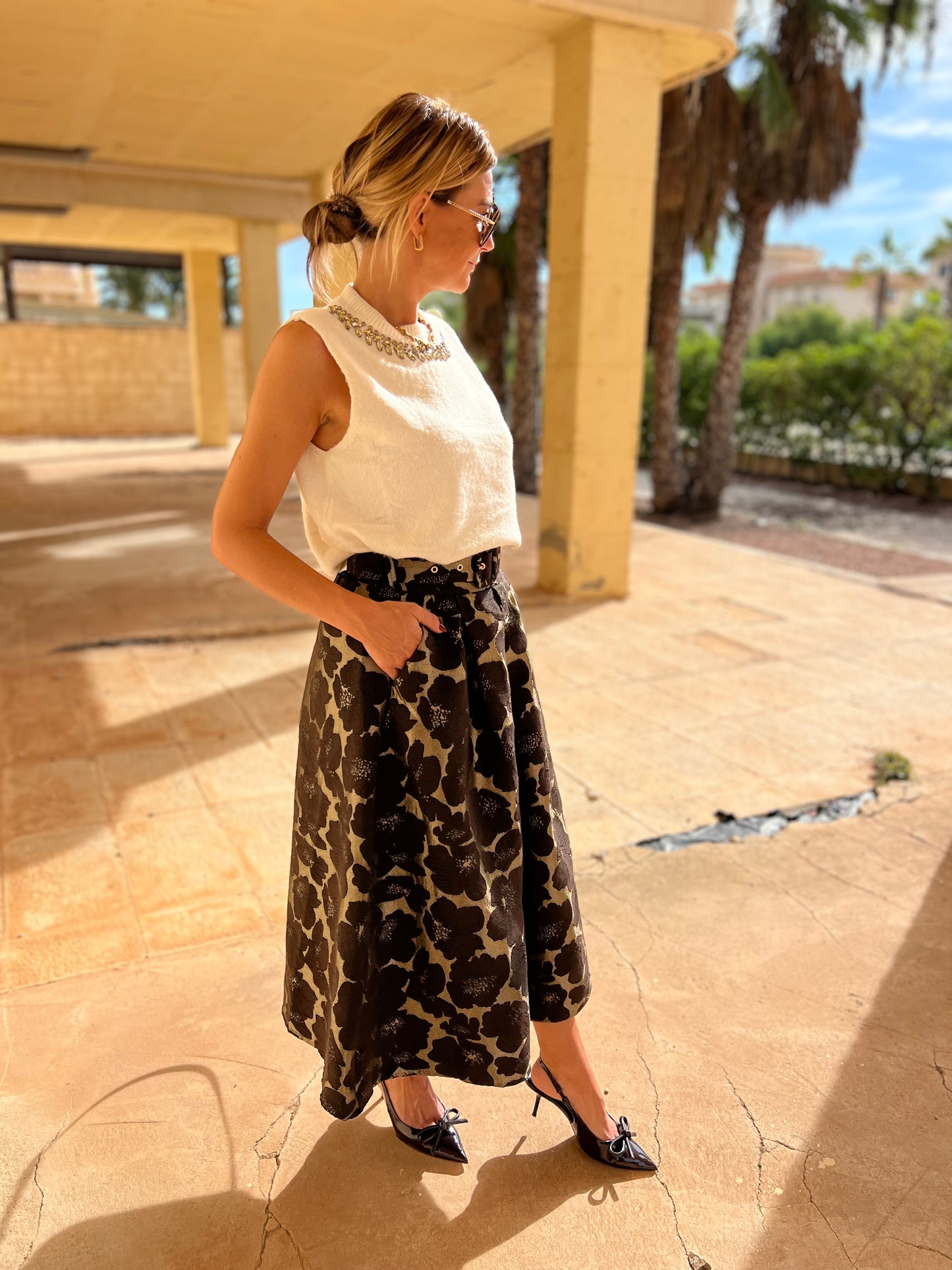 FLORAL JACQUARD MIDI SKIRT