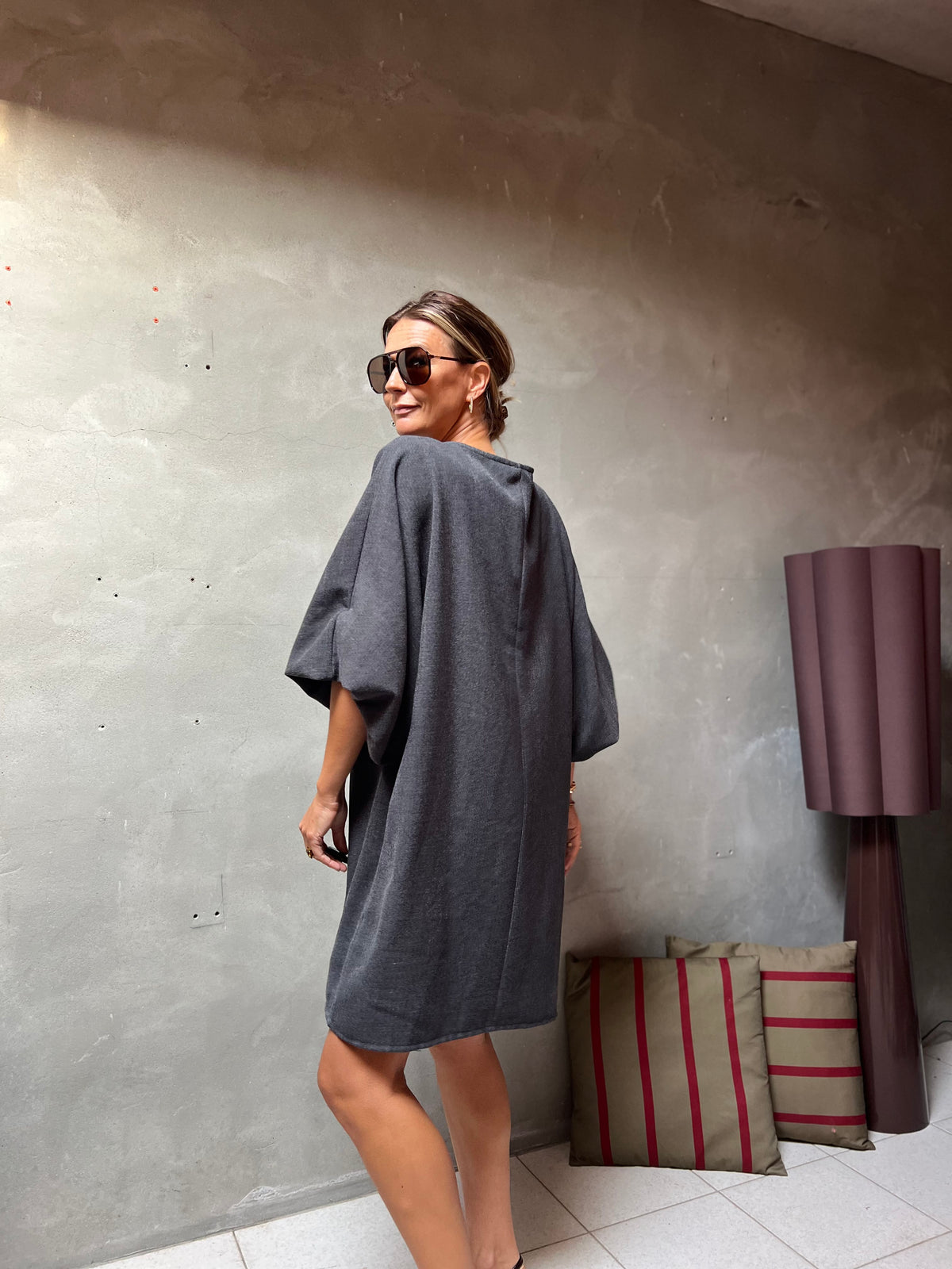 YSÉ DRESS GREY