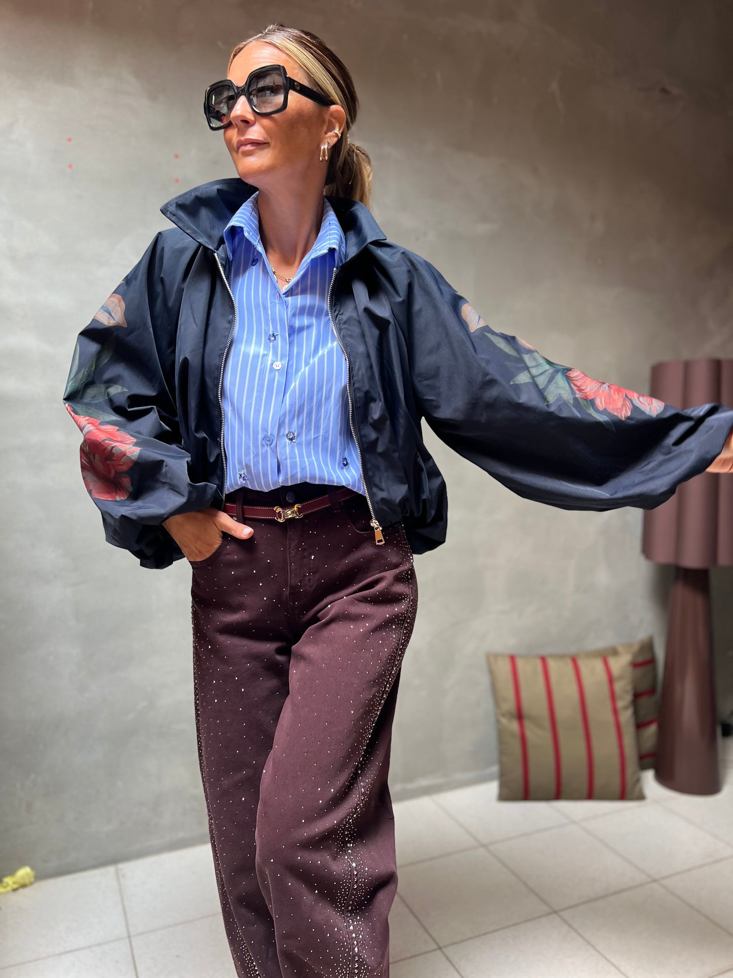 LEONIE BOMBER NAVY FLORAL