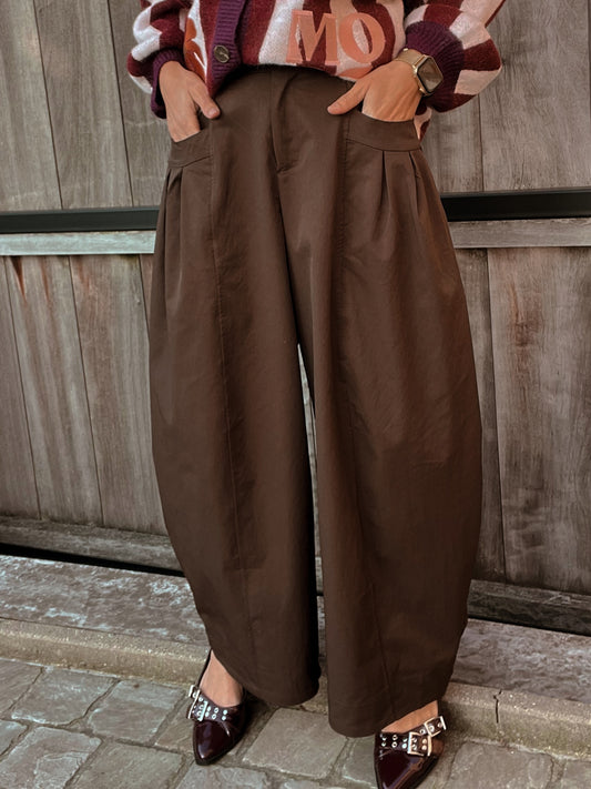 ALBA PLEATED PANTS